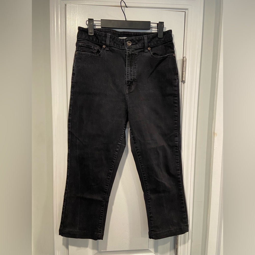 L.L. Bean Size 10 Cropped 21” Inseam Black Straight Leg Denim Original Fit Jeans